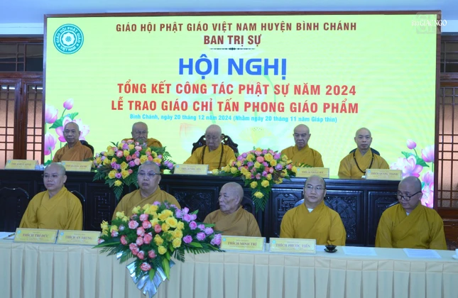 Chư tôn đức chứng minh hội nghị