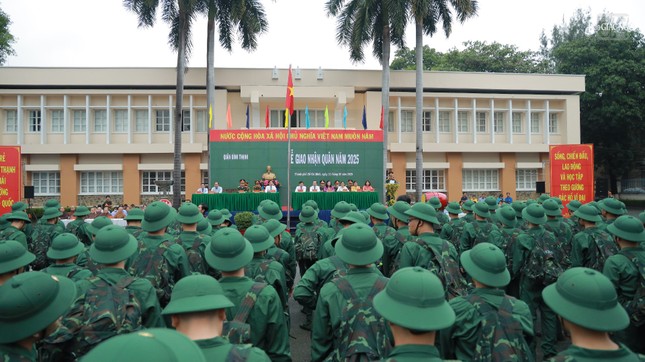 Năm 2025, toàn Q.Bình Thạnh có 273 thanh niên nhập ngũ