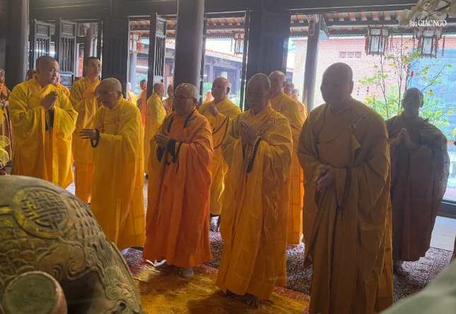 Chư tôn đức tại Huế thành kính tưởng niệm