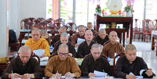 Chư tôn đức tham dự