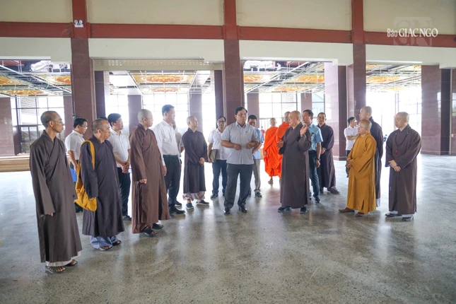 Khảo sát tại đại giảng đường Minh Châu - nơi diễn ra Lễ khai mạc Đại lễ Vesak Liên Hiệp Quốc 2025 Khảo sát tại đại giảng đường Minh Châu - nơi diễn ra Lễ khai mạc Đại lễ Vesak Liên Hiệp Quốc 2025