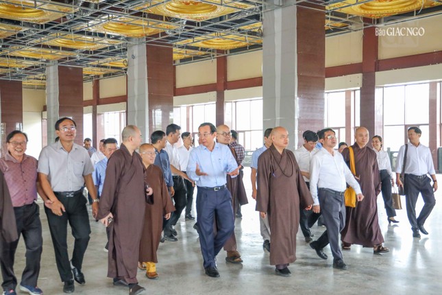 Bí thư Thành ủy TP.HCM Nguyễn Văn Nên chỉ đạo công tác tổ chức Đại lễ Vesak Liên Hiệp Quốc 2025 Bí thư Thành ủy TP.HCM Nguyễn Văn Nên chỉ đạo công tác tổ chức Đại lễ Vesak Liên Hiệp Quốc 2025