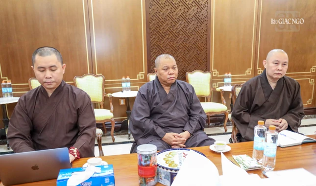 Chư tôn đức Ban Lễ tân tham dự