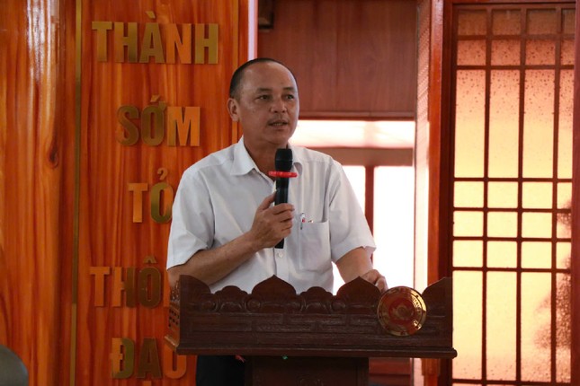 Ông Trần Văn Bụp, Phó ban Tuyên giáo và Dân vận H.Bình Chánh phát biểu