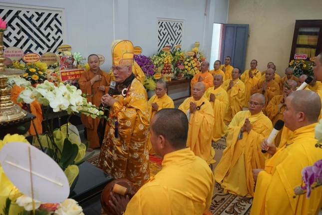 Khóa lễ cung tiến Giác linh