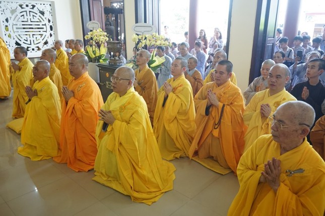 Môn đồ pháp quyến tưởng niệm