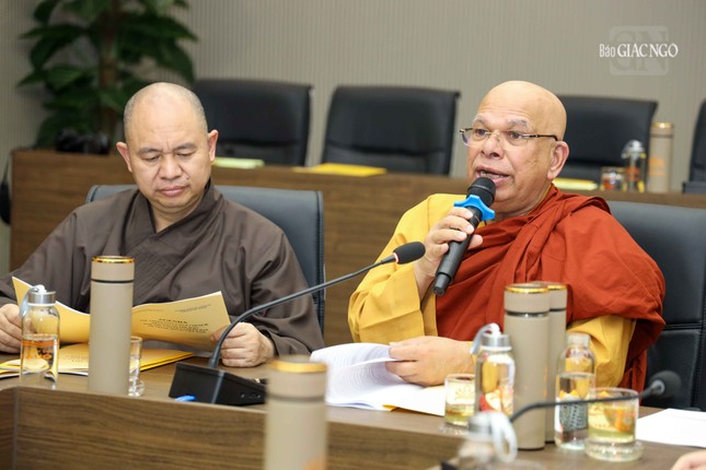 Hòa thượng TS.Tampalawela Dhammaratana, Phó Chủ tịch Thường trực ICDV phát biểu
