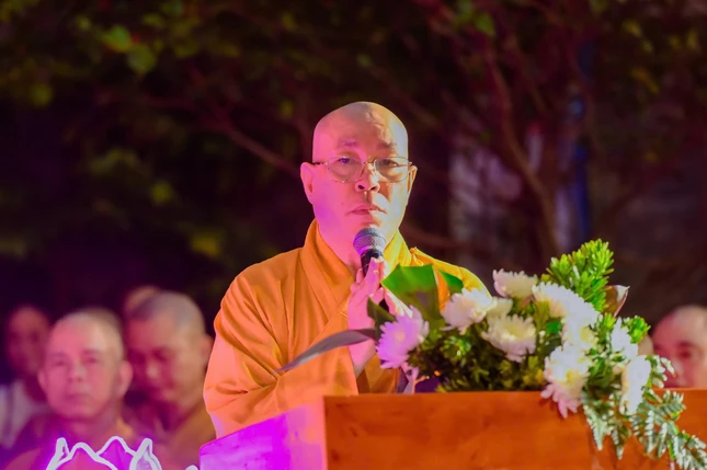 Thượng tọa Thích Đạt Đức đọc Diễn văn Phật đản Phật lịch 2569 Thượng tọa Thích Đạt Đức đọc Diễn văn Phật đản Phật lịch 2569