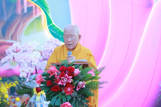 Trưởng lão Hòa thượng Thích Như Niệm tuyên đọc Thông điệp Đại lễ Phật đản Phật lịch 2569 của Đức Pháp chủ GHPGVN