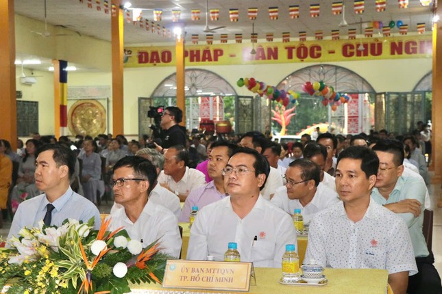 Đại diện chính quyền tham dự