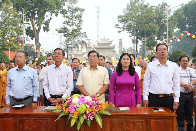 Lãnh đạo H.Hóc Môn tham dự