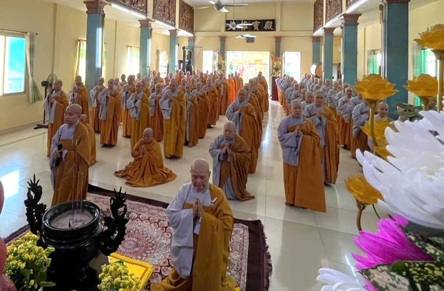 Trường hạ chùa Vạn Phước có 120 hành giả Ni