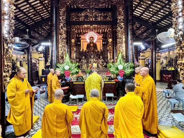 Khóa lễ cúng ngọ Khóa lễ cúng ngọ