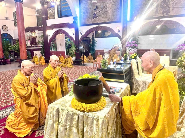 Ba tháng an cư là thời gian để người xuất gia quay về nội tâm, phát huy đời sống phạm hạnh, tịnh tu đạo nghiệp