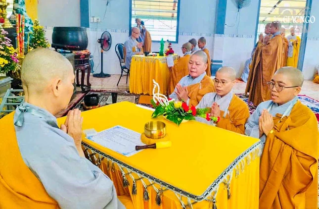 Tác bạch thọ an cư