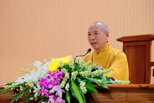 Hòa thượng Thích Huệ Minh thuyết giảng chủ đề “Ý nghĩa trị liệu nhận thức dựa trên chánh niệm”