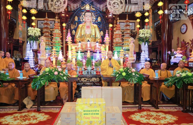 Thượng tọa Thích Phước Đạt nhắn nhủ chư Tăng an cư nỗ lực tu học trong ba tháng hạ