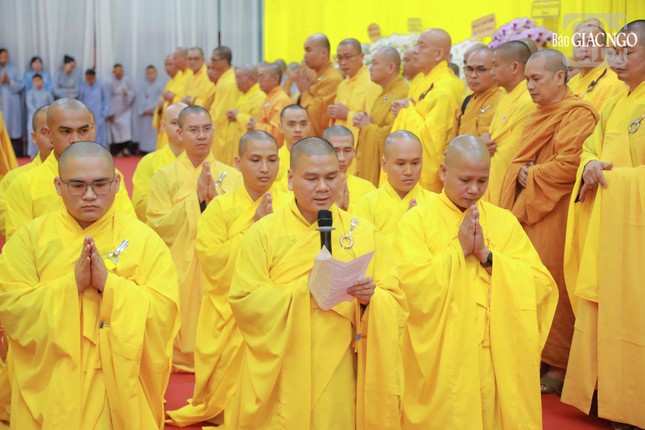 Đại đức Thích Quảng Duy dâng lời tưởng niệm