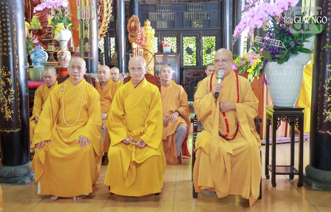 Hòa thượng Thích Tịnh Giác ban đạo từ