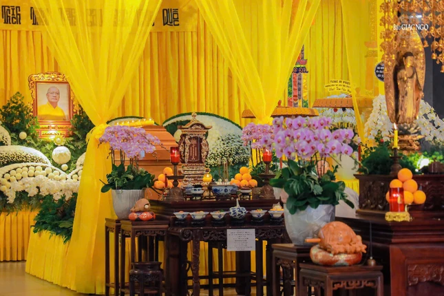 Giác linh đường Trưởng lão Hòa thượng Thích Thiện Tánh tại chùa Phổ Quang (P.Tân Sơn Hòa, TP.HCM)