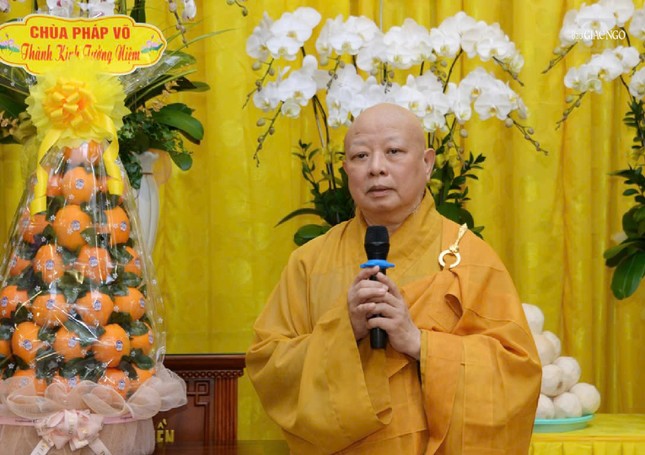 Hòa thượng Thích Lệ Trang tại buổi lễ