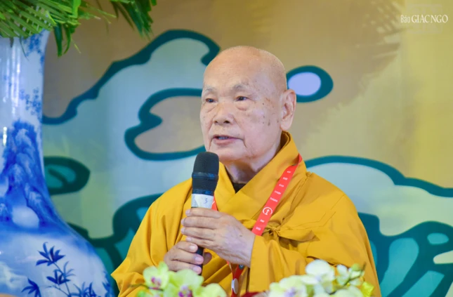 Trưởng lão Hòa thượng Thích Thiện Nhơn ban đạo từ