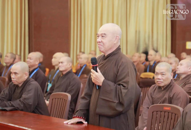 Hòa thượng Thích Nhựt Hỷ, Phó Trưởng ban Trị sự kiêm Trưởng ban Hoằng pháp GHPGVN TP.HCM đặt câu hỏi