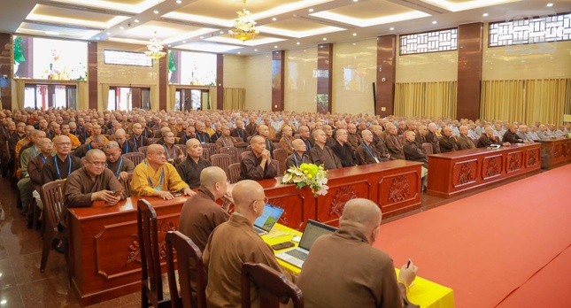 Chư tôn đức tham dự