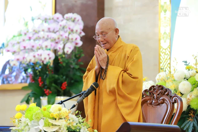 Niệm Phật cầu gia hộ