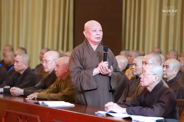 Hòa thượng Thích Lệ Trang chia sẻ về sự vận dụng linh hoạt của Giới luật