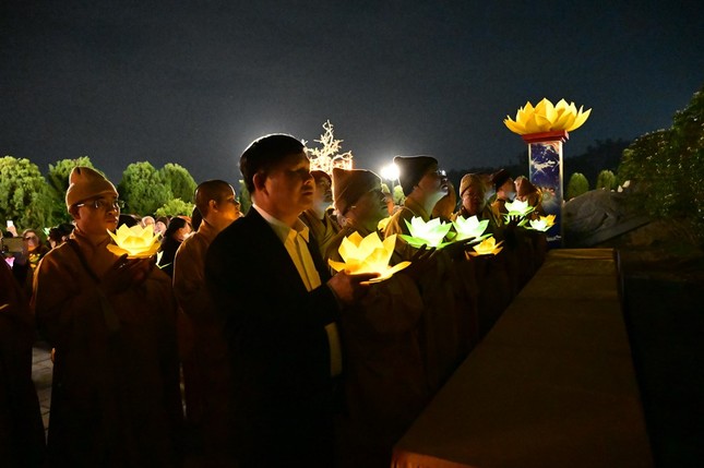 Cầu nguyện thế giới hòa bình, nhân dân an lạc Cầu nguyện thế giới hòa bình, nhân dân an lạc