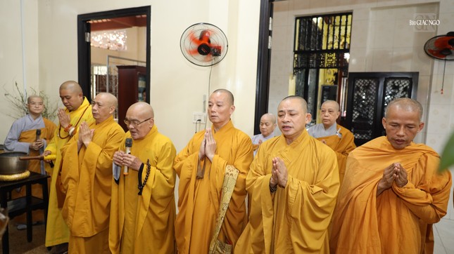 Nhất tâm cầu nguyện