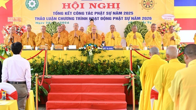 Chư tôn đức chứng minh