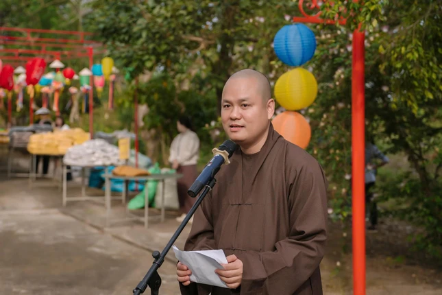 Đại đức Thích Nguyên Chính phát biểu