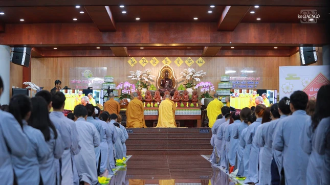 Khóa lễ tụng kinh Dược Sư