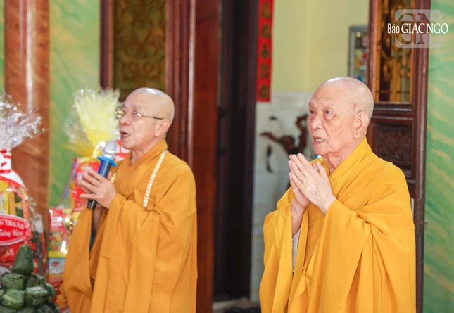 Trưởng lão Hòa thượng Thích Huệ Minh, viện chủ chùa Giác Uyển thành kính tưởng niệm Trưởng lão Hòa thượng Thích Huệ Minh, viện chủ chùa Giác Uyển thành kính tưởng niệm