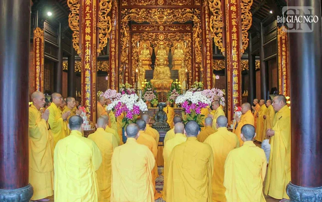 Lễ cúng ngọ truyền thống tại tổ đình Tường Vân