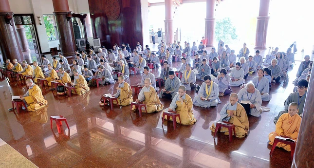 Trang nghiêm thời khóa tụng kinh