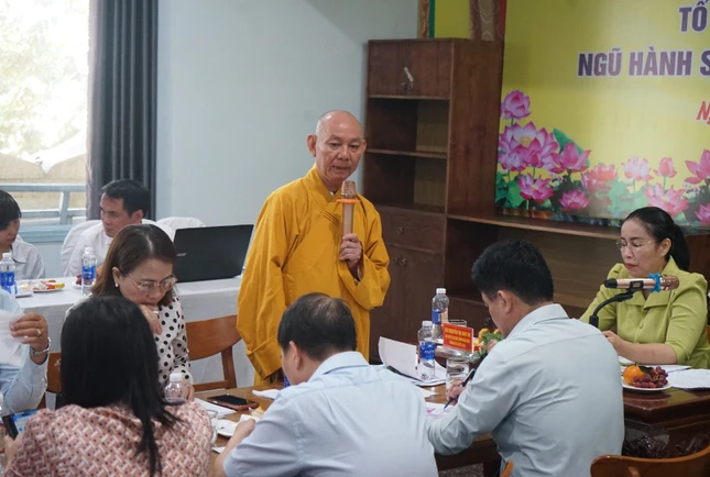 Hòa thượng Thích Huệ Vinh, Phó Trưởng ban Trị sự TP.Đà Nẵng, trụ trì chùa Quán Thế Âm đóng góp ý kiến
