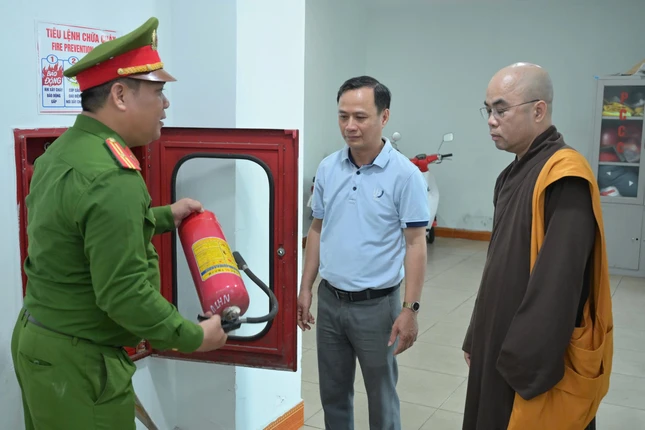 Kiểm tra công tác phòng cháy chữa cháy Kiểm tra công tác phòng cháy chữa cháy