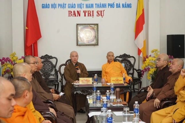 Thượng tọa Thích Thông Đạo phát biểu