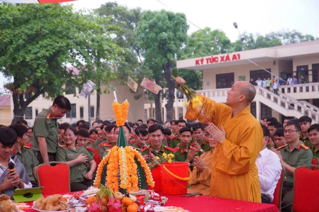 Nghi thức đón Tết theo truyền thống nước Lào