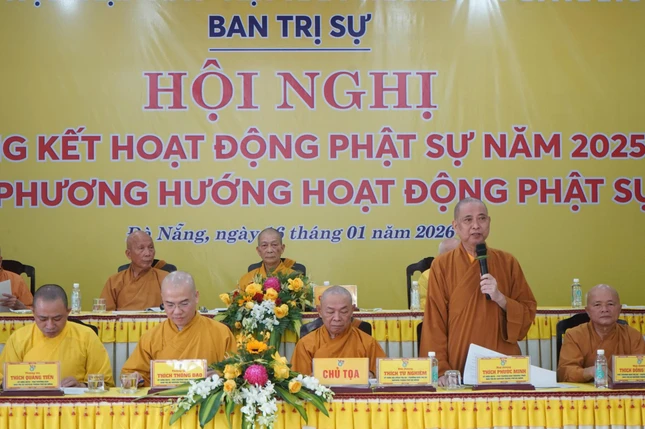 Hòa thượng Thích Phước Minh phát biểu tại Hội nghị tổng kết Phật sự năm 2026 của Ban Trị sự Phật giáo TP.Đà Nẵng - Ảnh: Nguyên Hà