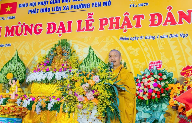 Thượng tọa Thích Minh Quang phát biểu chỉ đạo