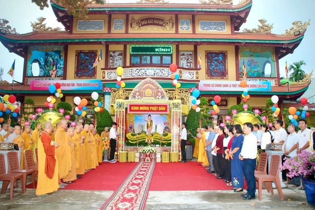 Chư tôn đức, đại biểu tham dự