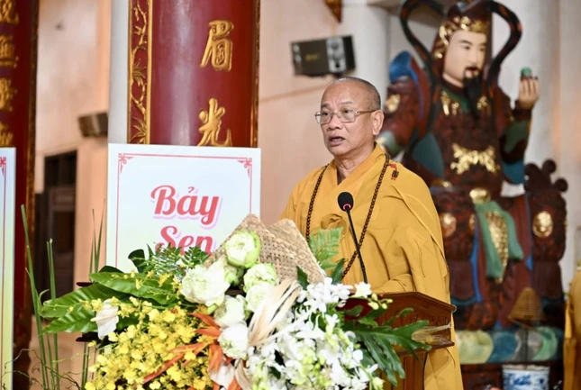 Hòa thượng Thích Quảng Hà tuyên đọc Thông điệp Đại lễ Phật đản Phật lịch 2570 của Đức Pháp chủ GHPGVN