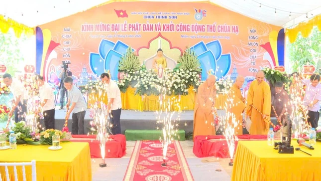 Nghi thức động thổ khởi công xây dựng Đại hùng Bảo điện chùa Hạ Nghi thức động thổ khởi công xây dựng Đại hùng Bảo điện chùa Hạ