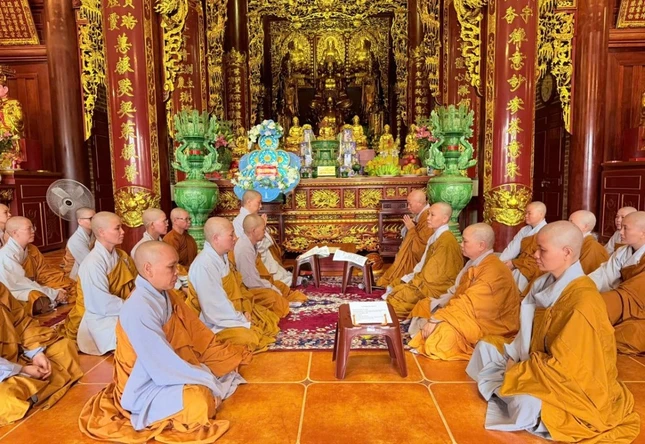 Chư hành giả Ni tác pháp thọ an cư Chư hành giả Ni tác pháp thọ an cư