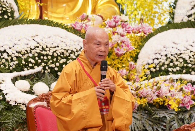 Trưởng lão Hòa thượng Thích Thiện Nhơn phát biểu chỉ đạo
