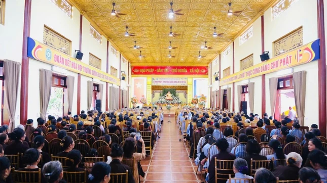 Quang cảnh buổi lễ